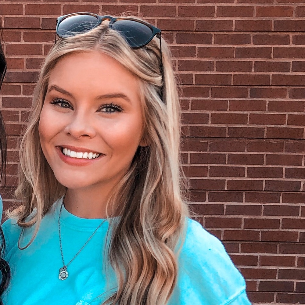 Meet your Posher, Jenna